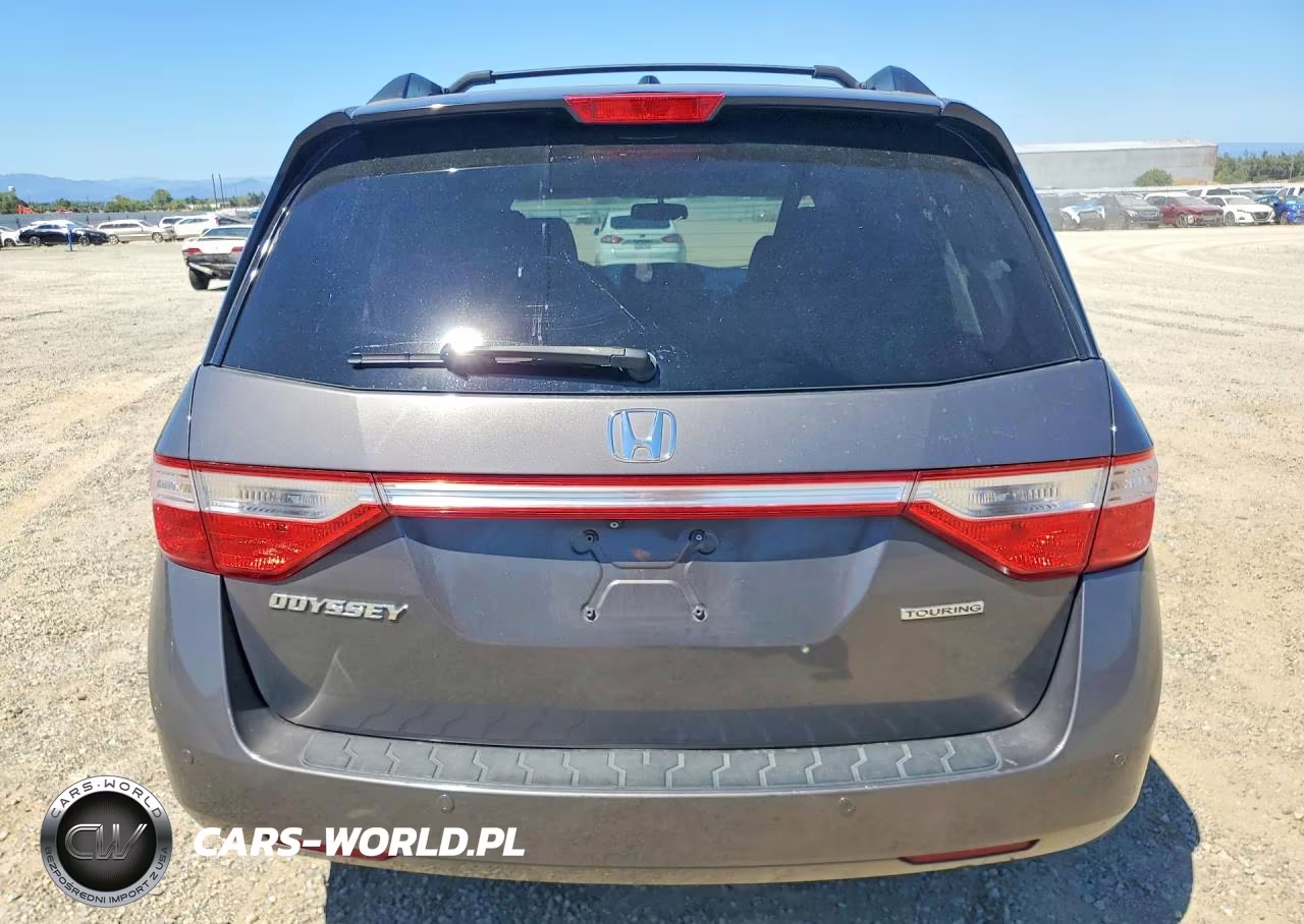 2013 Honda Odyssey Touring VIN:5FNRL5H96DB052447 - 6