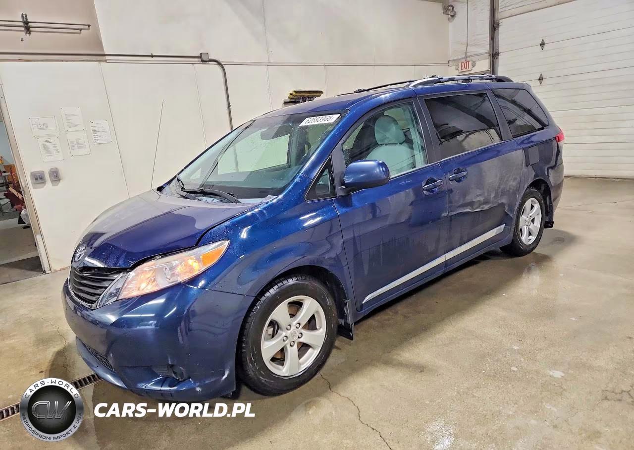 2012 Toyota Sienna Le