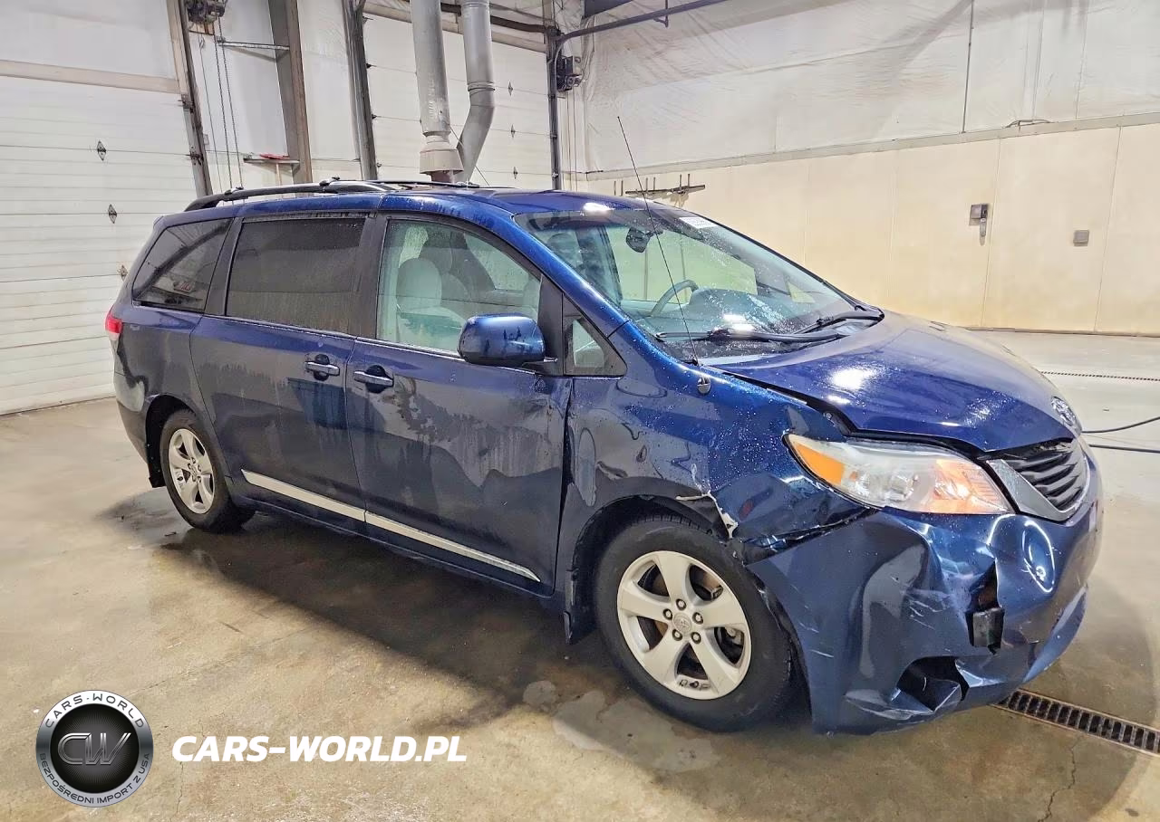 2012 Toyota Sienna Le VIN:5TDKK3DC6CS240809 - 4