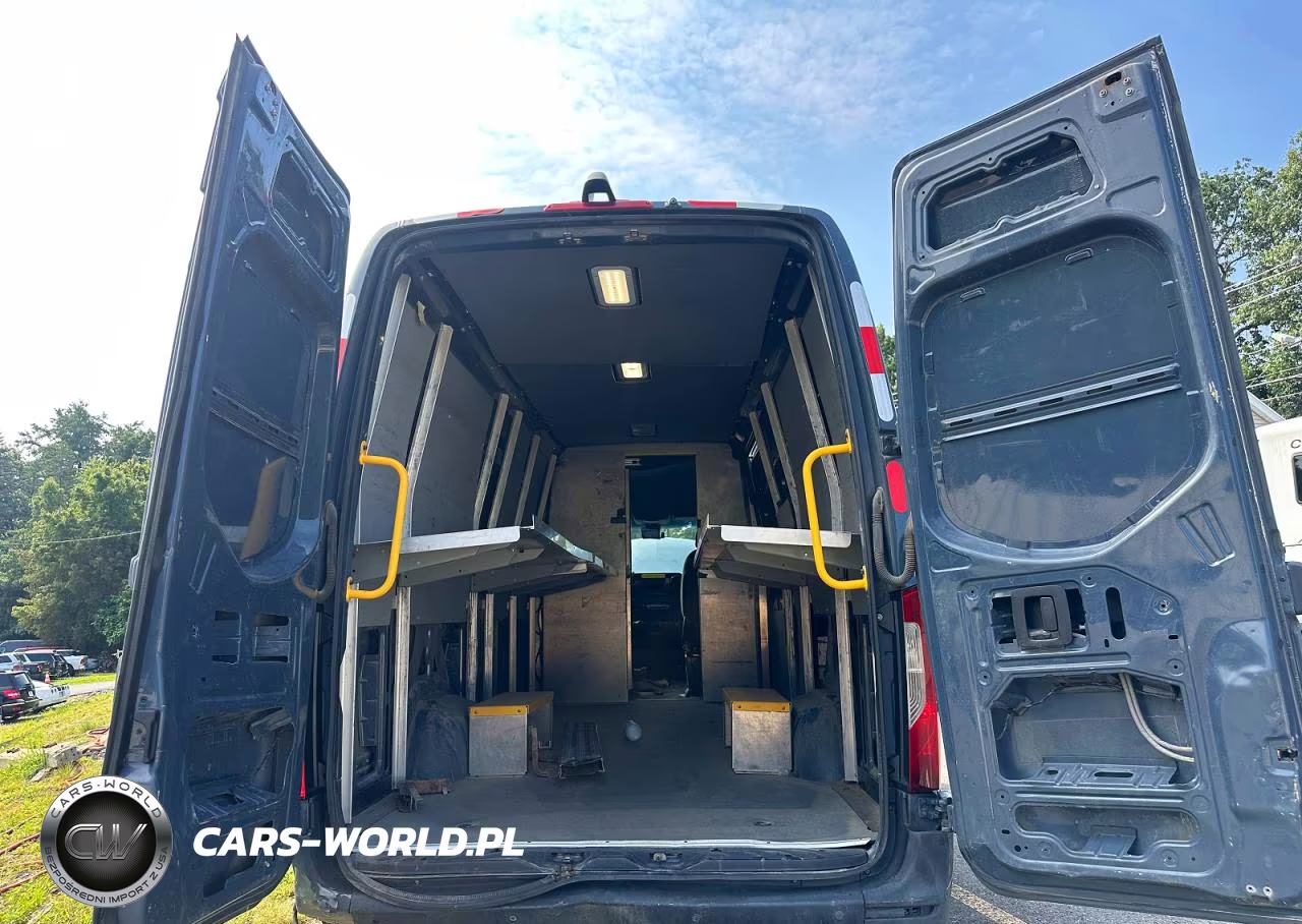 2019 Mercedes-Benz Sprinter 2500-3500 VIN:WD4PF1CD4KT012340 - 7