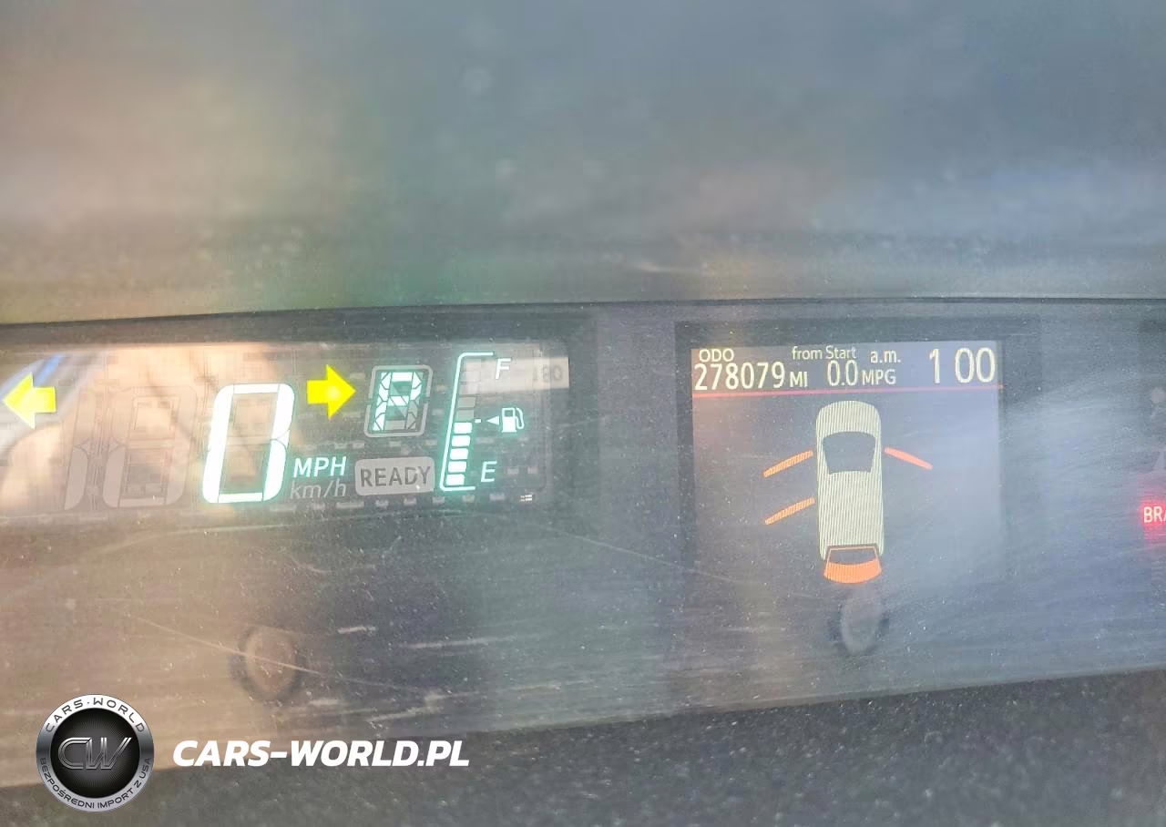 2012 Toyota Prius C Three VIN:JTDKDTB38C1009954 - 9