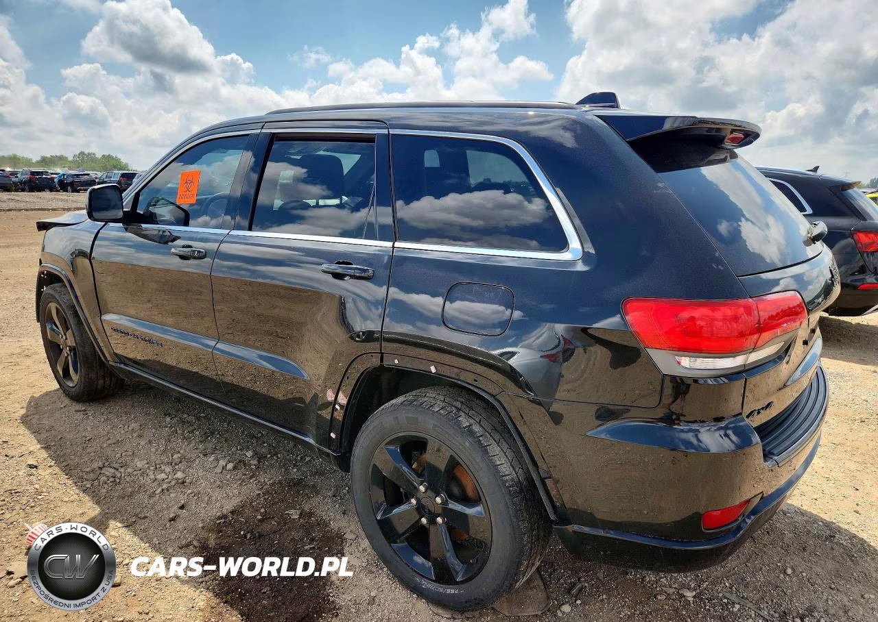 2015 Jeep Grand Cherokee Laredo VIN:1C4RJFAG0FC603718 - 2