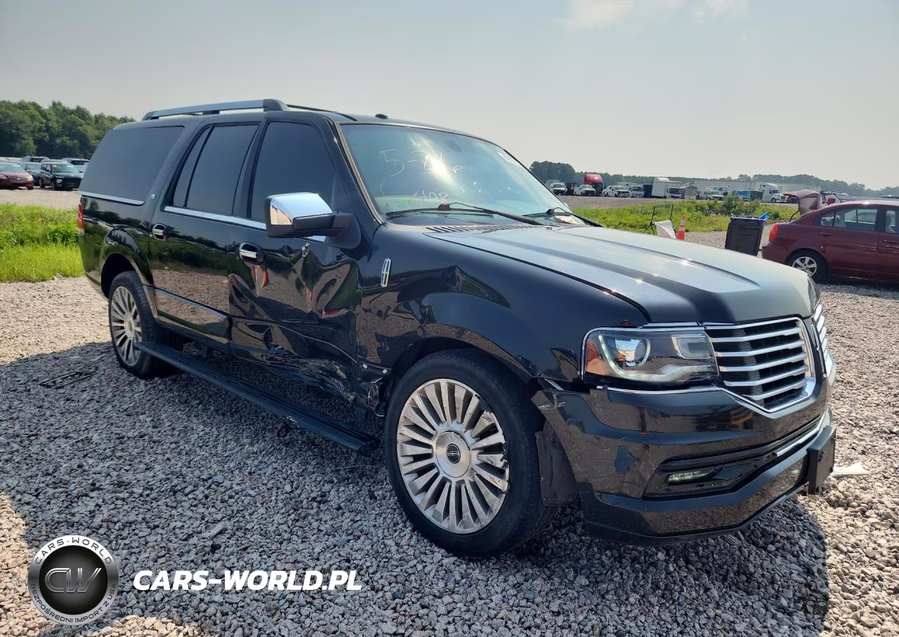 2015 Lincoln Navigator L VIN:5LMJJ3JT4FEJ04586 - 4