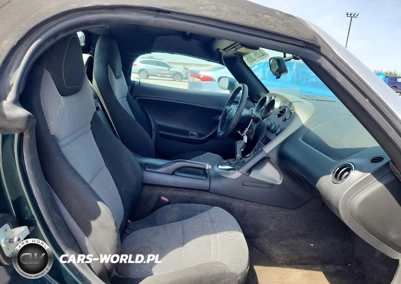 2008 Pontiac Solstice VIN:1G2MC35B38Y114208 - 10
