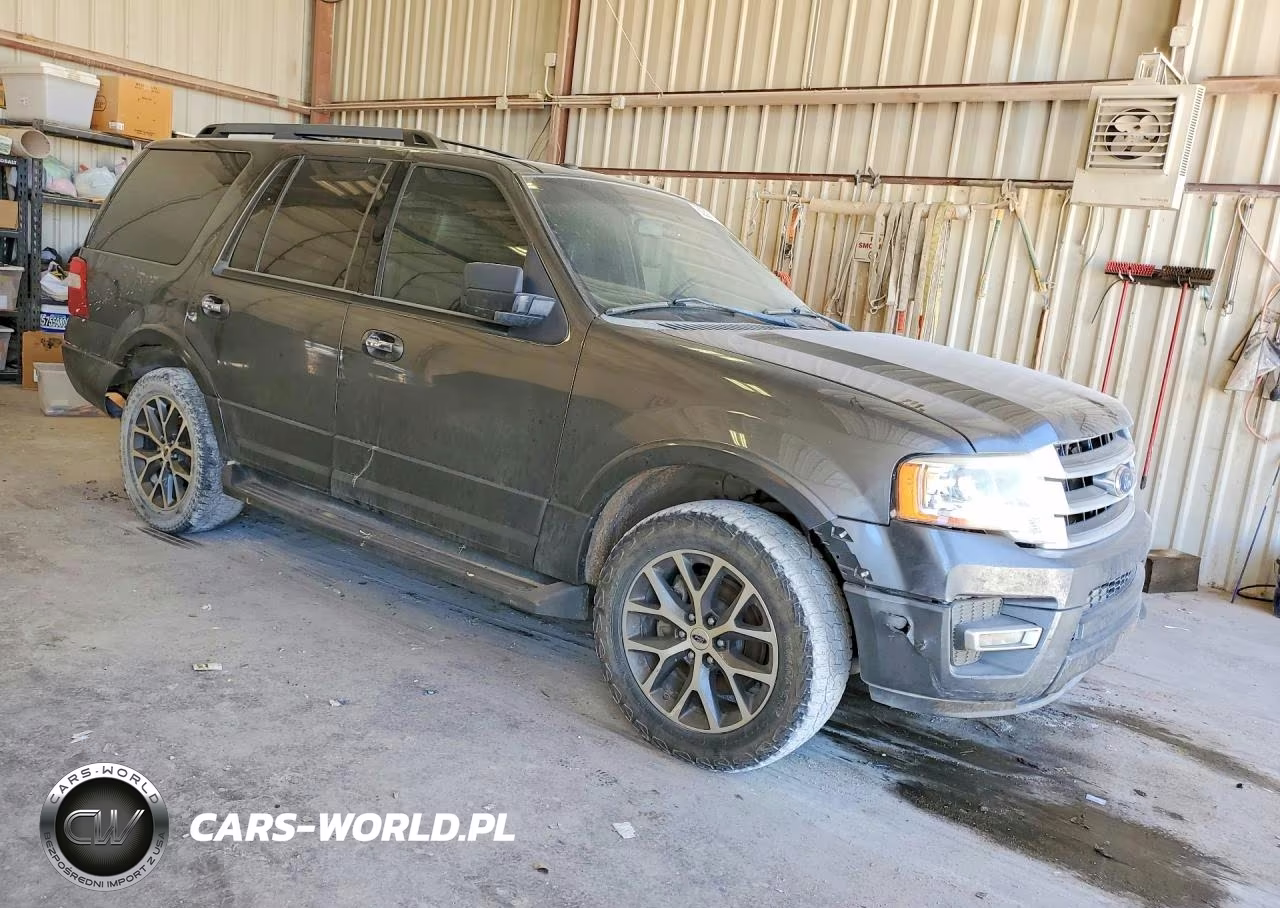 2017 Ford Expedition Xlt VIN:1FMJU1HT0HEA47391 - 4