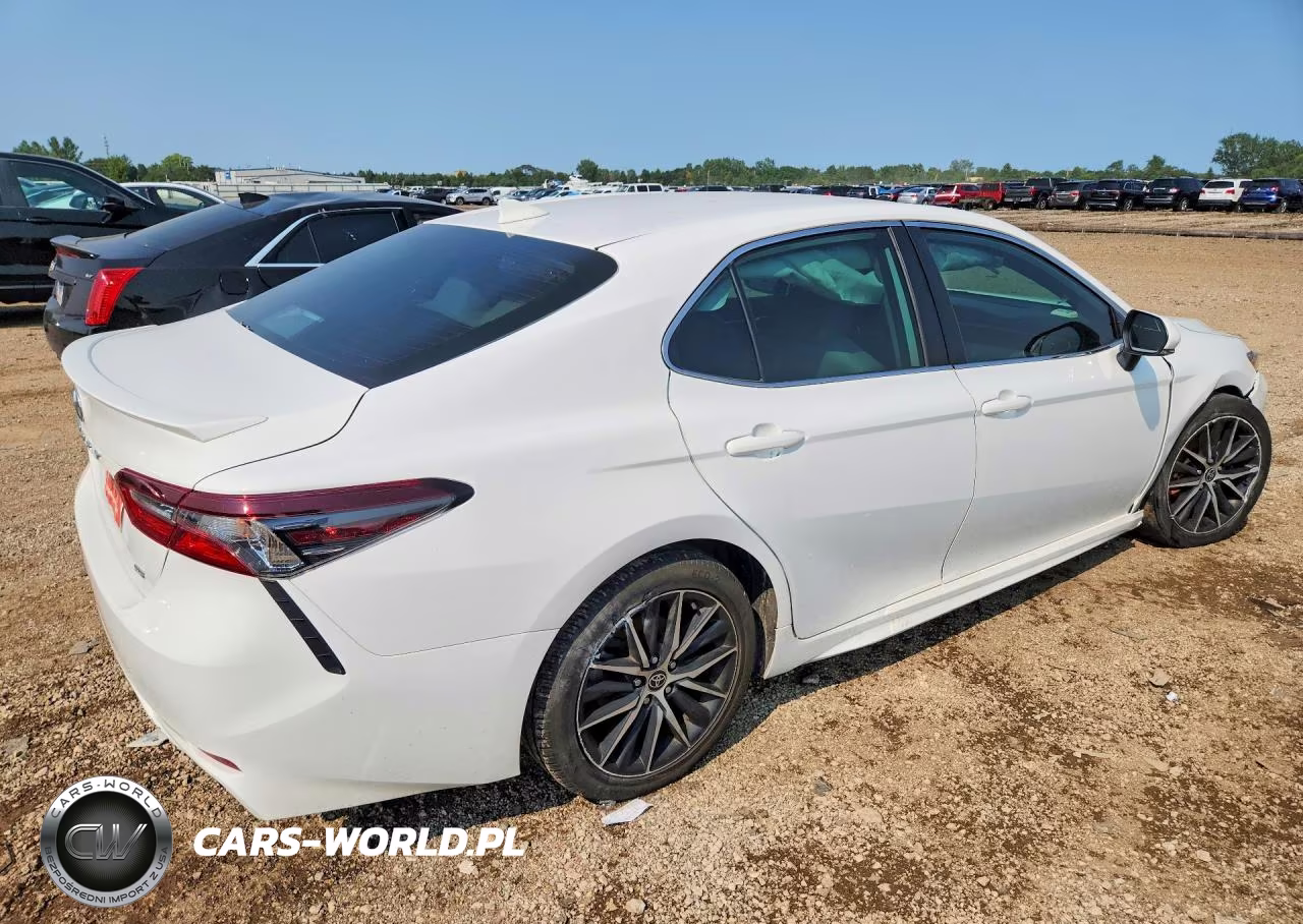 2023 Toyota Camry Se VIN:4T1G11AK6PU754228 - 3