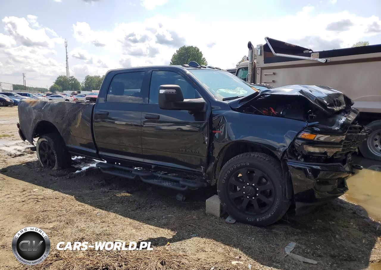 2025 Ram 3500 Big Horn VIN:3C63R3HL4SG559835 - 4