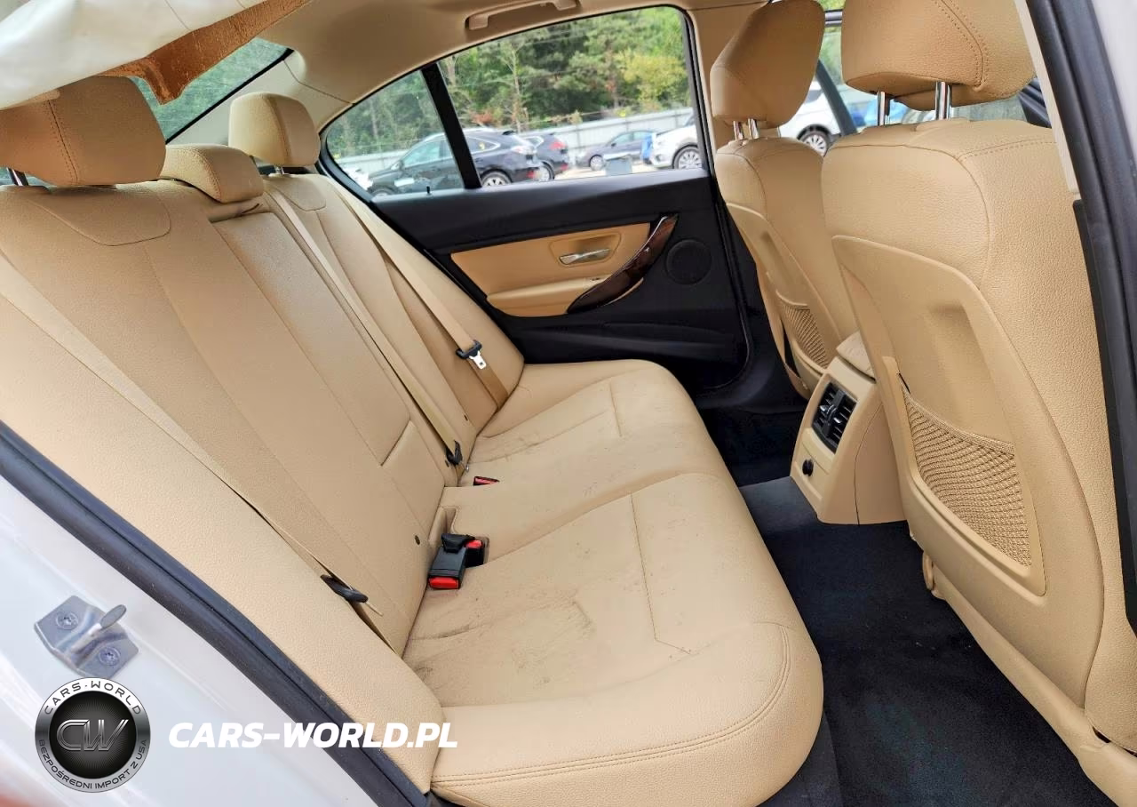 2018 BMW 320 Xi VIN:WBA8E5G52JNV02643 - 10