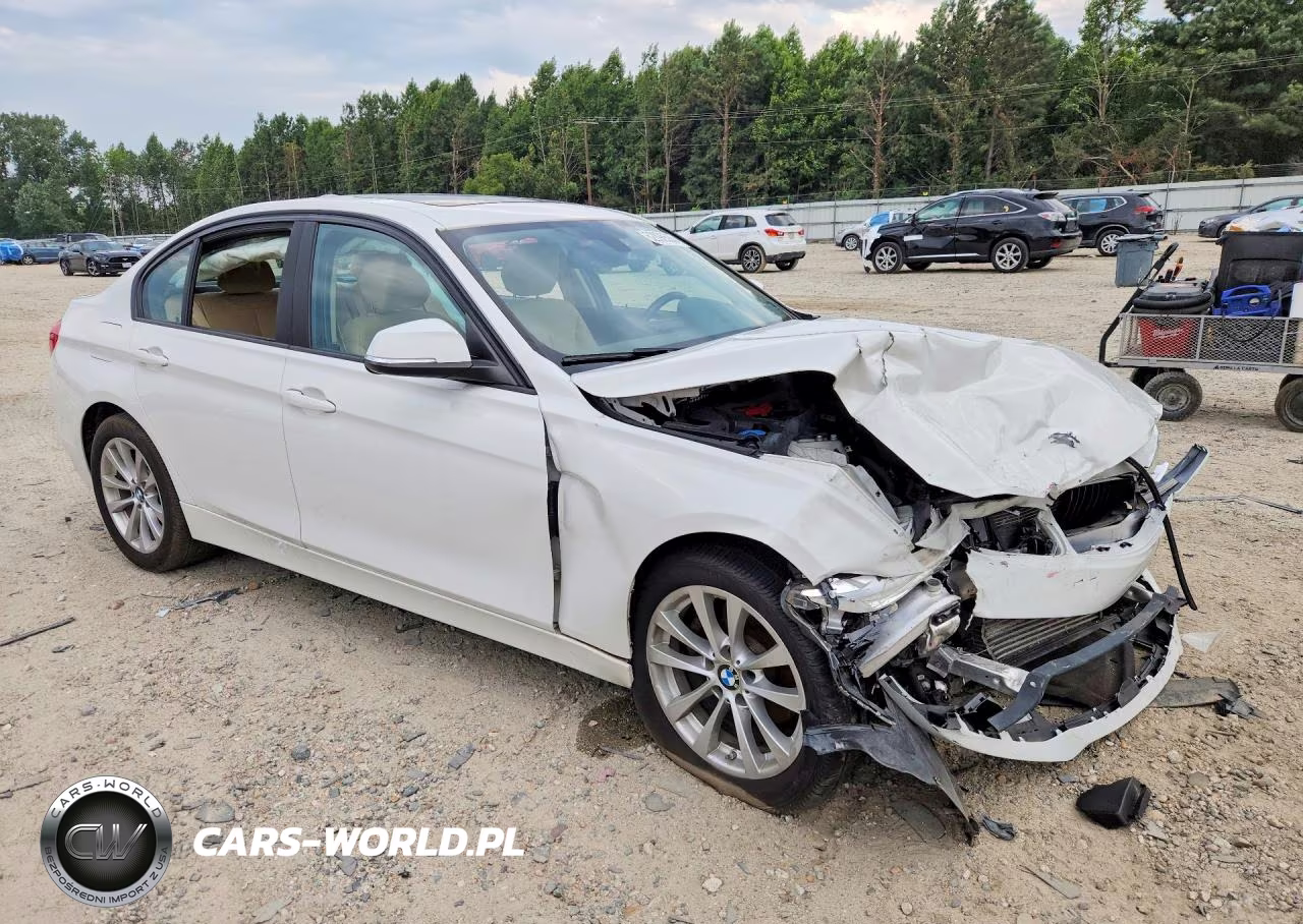 2018 BMW 320 Xi VIN:WBA8E5G52JNV02643 - 4