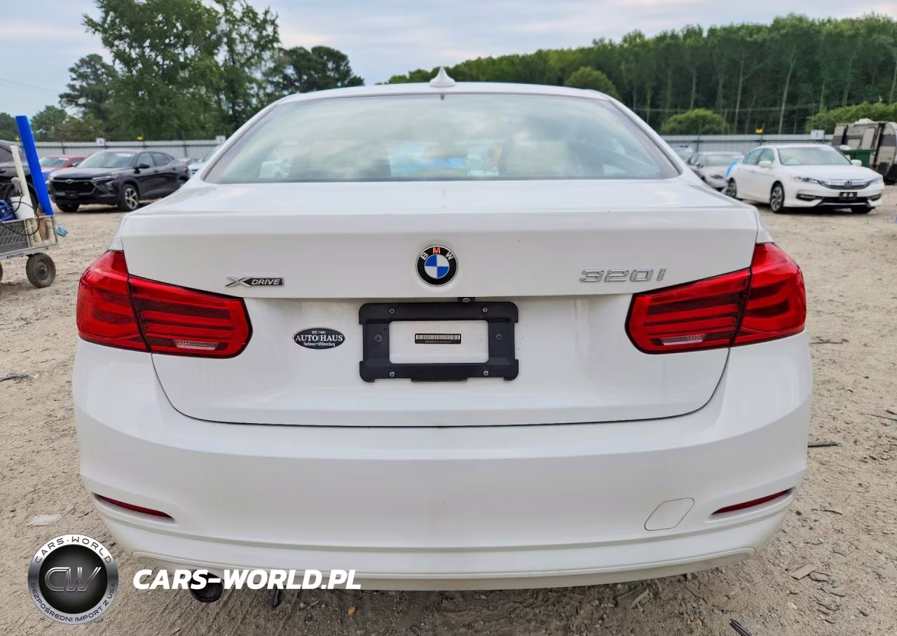 2018 BMW 320 Xi VIN:WBA8E5G52JNV02643 - 6