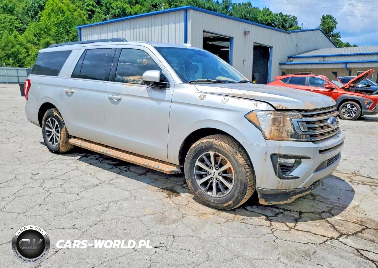 2018 Ford Expedition Max Xlt VIN:1FMJK1JT2JEA26158 - 4