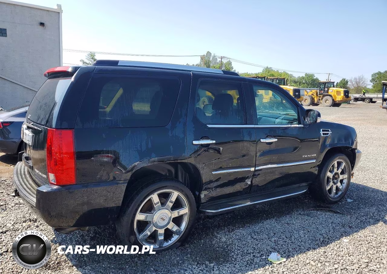 2013 Cadillac Escalade Luxury VIN:1GYS4BEFXDR314921 - 3