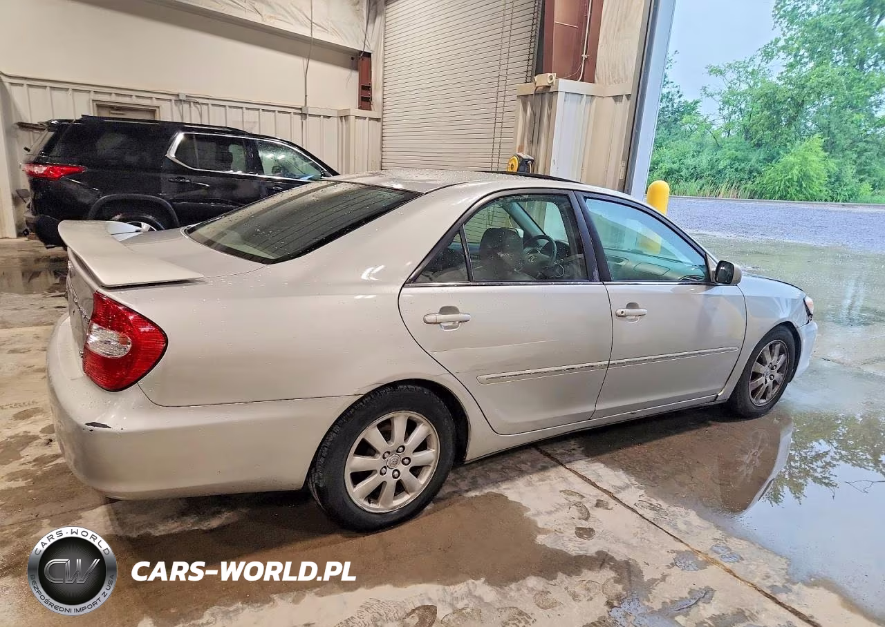 2004 Toyota Camry Xle V6 VIN:4T1BF30K64U073491 - 3