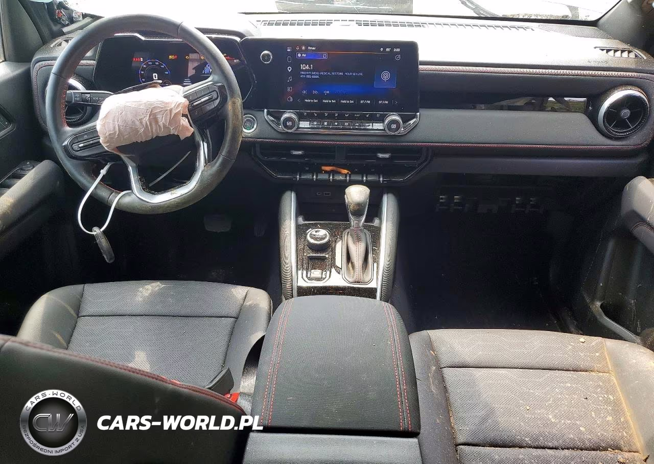 2026 Chevrolet Colorado Z71 VIN:1GCPTDEK5T1135934 - 8