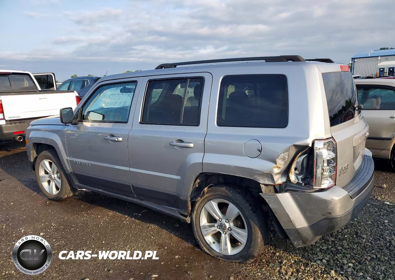 2015 Jeep Patriot Latitude VIN:1C4NJRFB1FD376367 - 2
