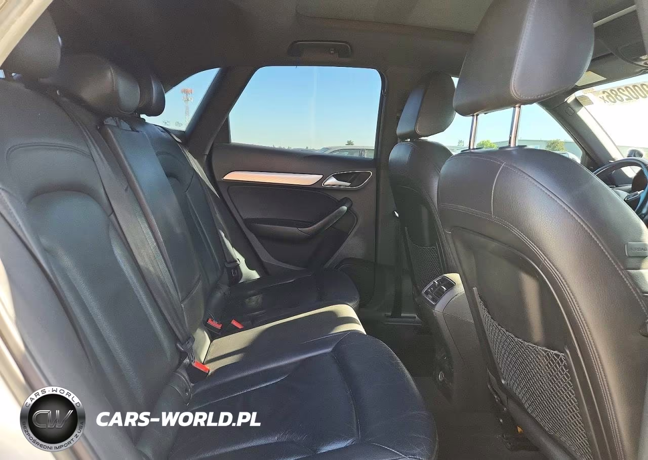 2017 Audi Q3 Premium Plus VIN:WA1HCCFS4HR006342 - 10