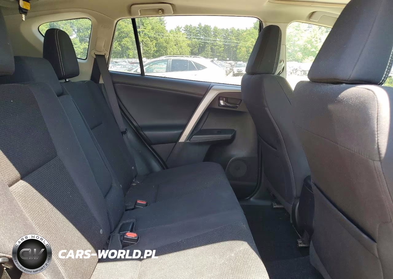 2016 Toyota Rav4 Xle VIN:2T3RFREV7GW461703 - 11
