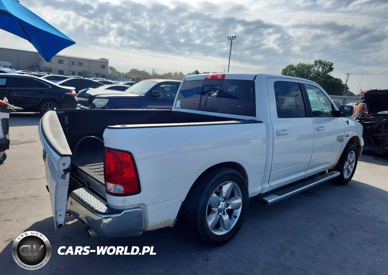 2019 Ram 1500 Classic Slt VIN:1C6RR6LT9KS549507 - 3