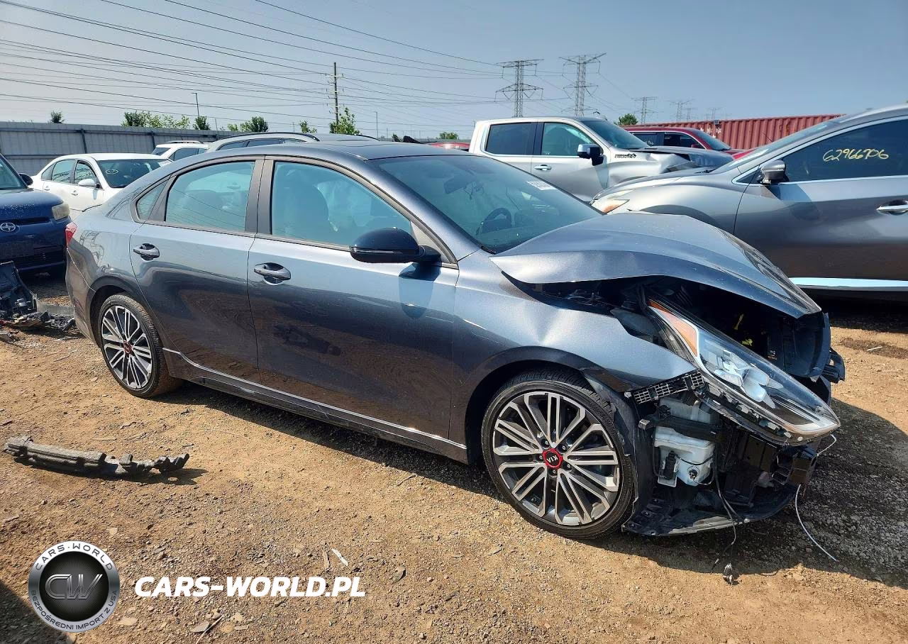 2021 Kia Forte Gt VIN:3KPF44AC2ME394645 - 4
