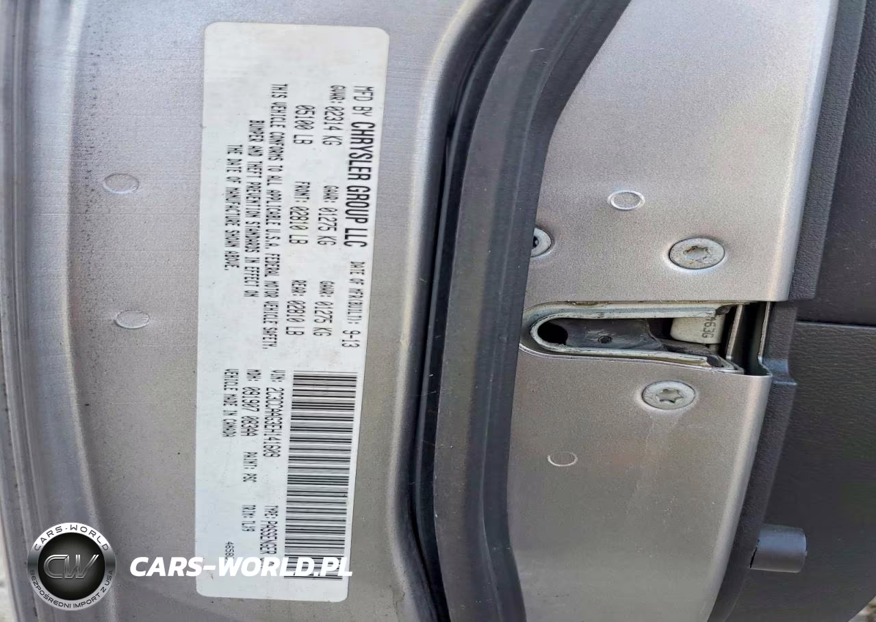2014 Chrysler 300 VIN:2C3CCAAG3EH141609 - 12