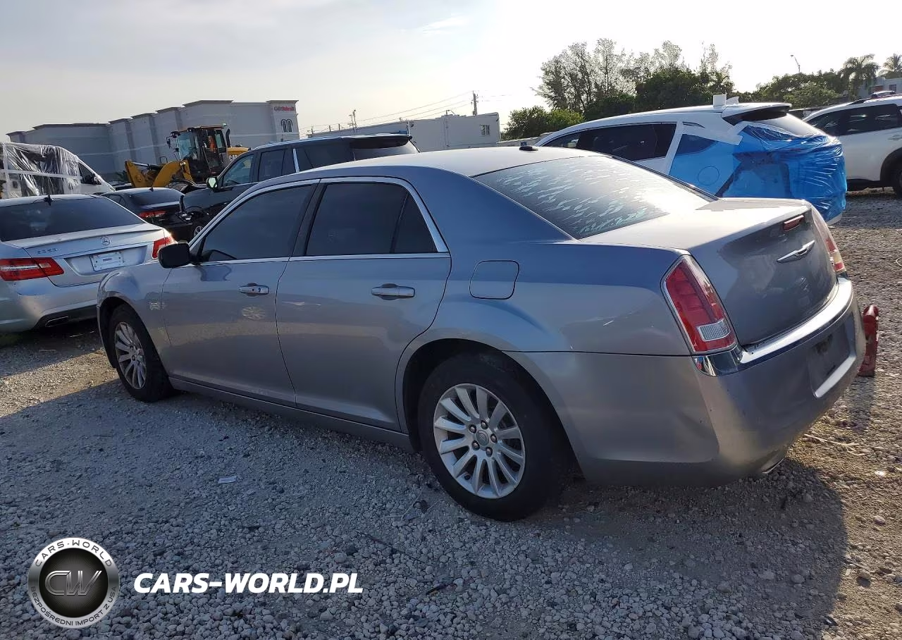2014 Chrysler 300 VIN:2C3CCAAG3EH141609 - 2