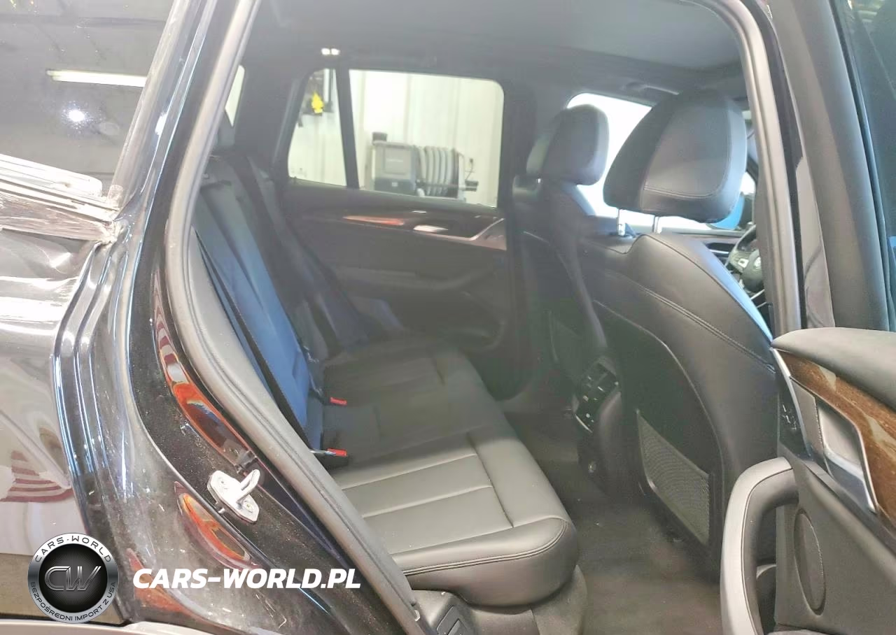 2018 BMW X3 xDrive30I VIN:5UXTR9C52JLD74111 - 11
