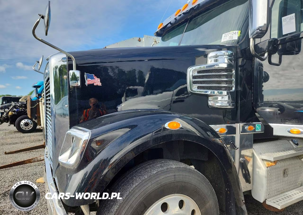 2015 Freightliner 122Sd VIN:3AKJGND11FDGR4029 - 11