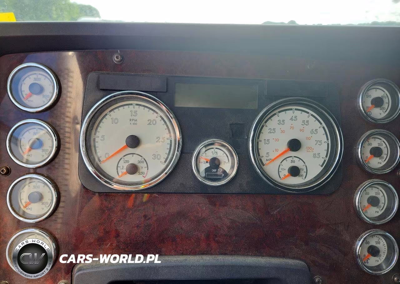 2015 Freightliner 122Sd VIN:3AKJGND11FDGR4029 - 9