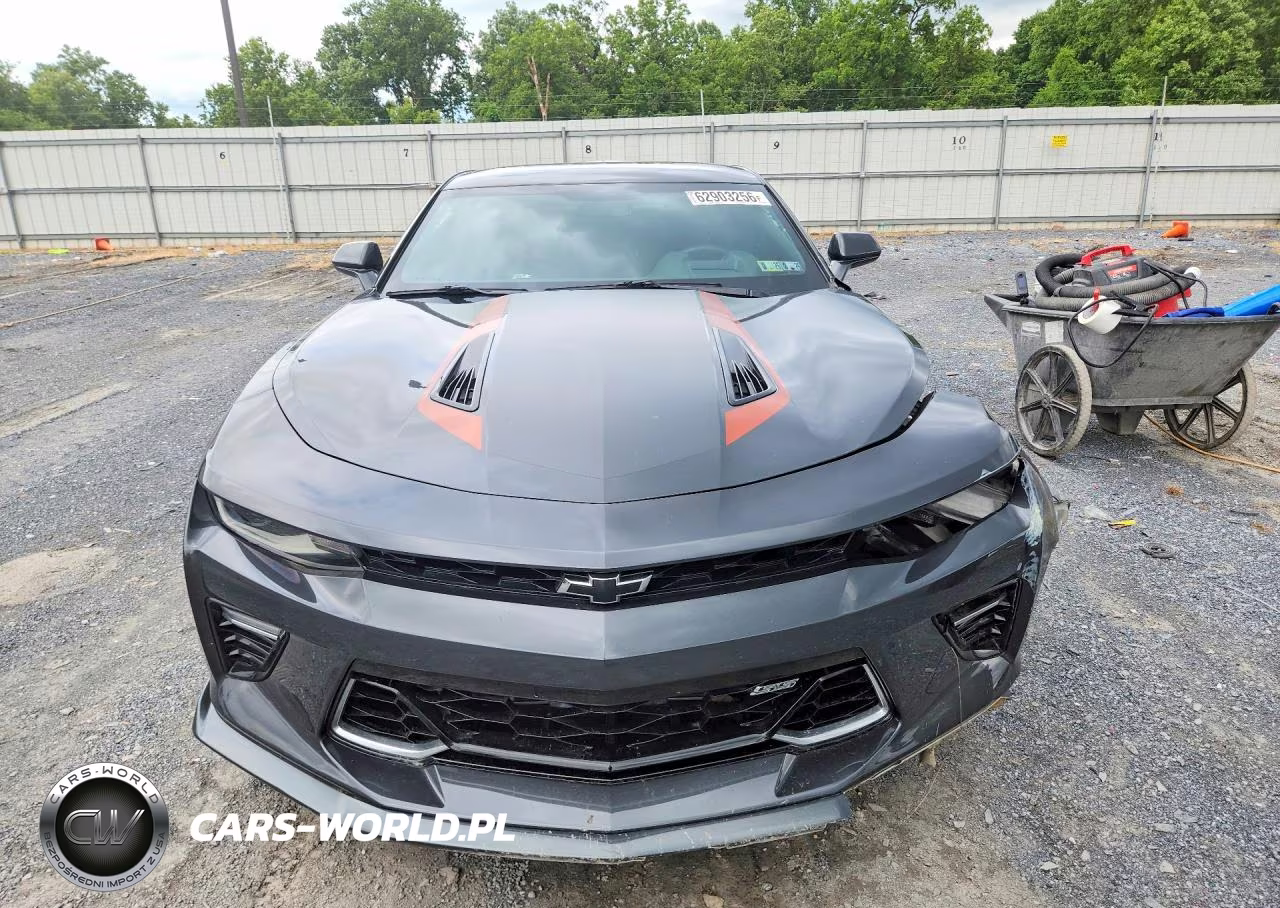 2017 Chevrolet Camaro Ss VIN:1G1FG1R70H0155938 - 5