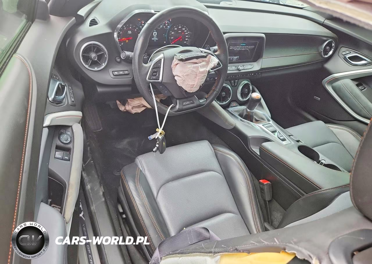 2017 Chevrolet Camaro Ss VIN:1G1FG1R70H0155938 - 8