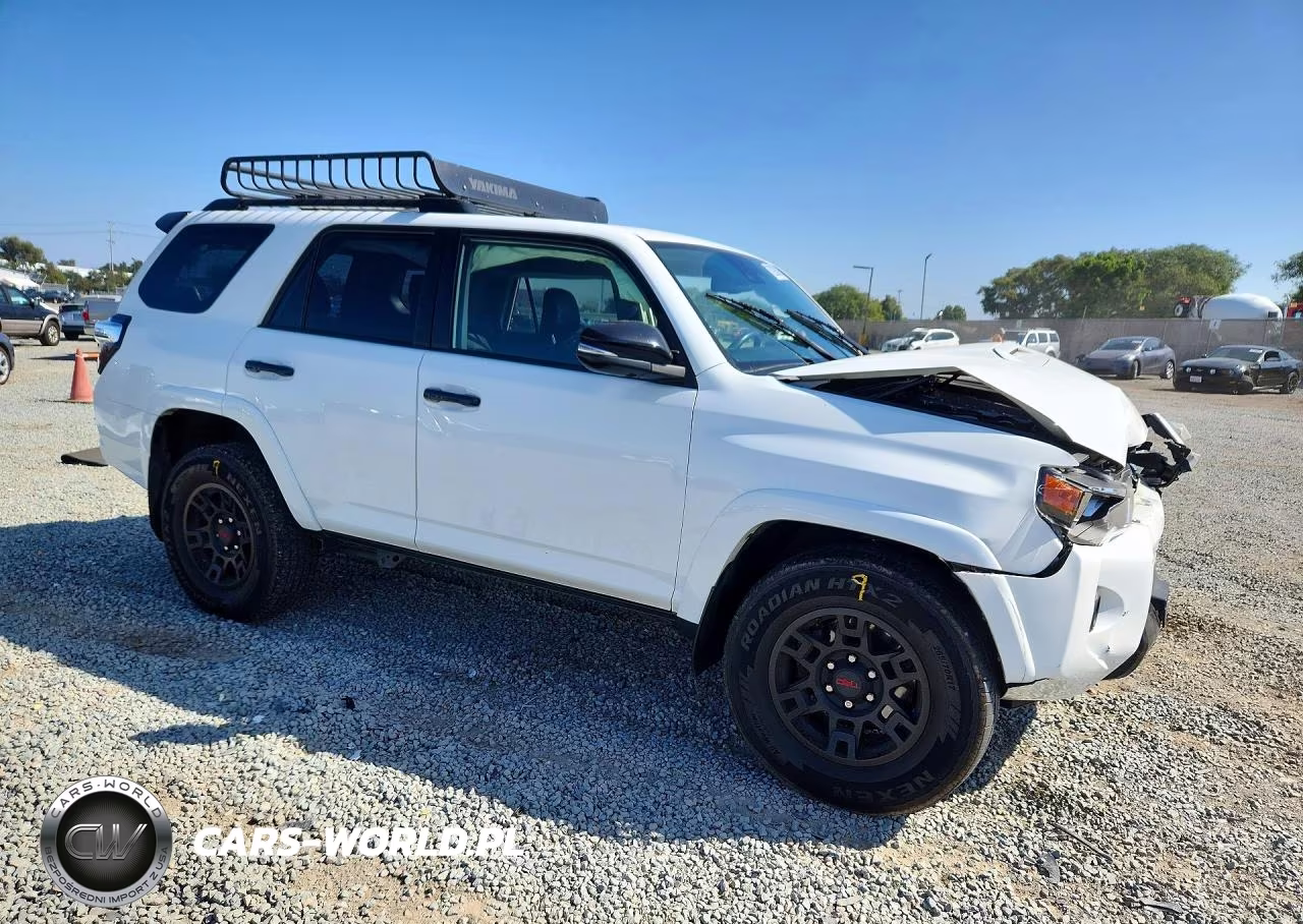 2021 Toyota 4Runner Venture Edition VIN:JTEHU5JR1M5853464 - 4