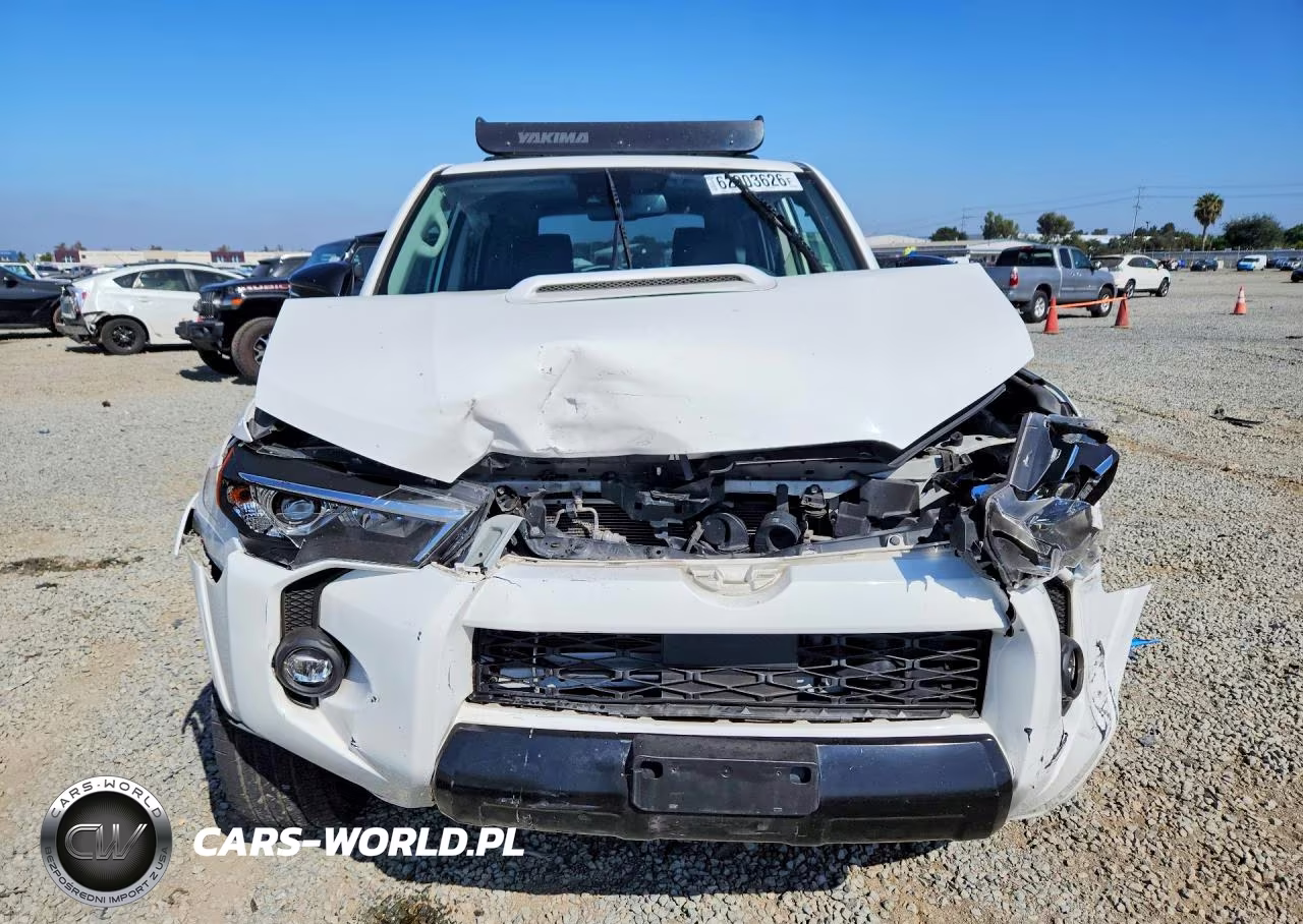 2021 Toyota 4Runner Venture Edition VIN:JTEHU5JR1M5853464 - 5