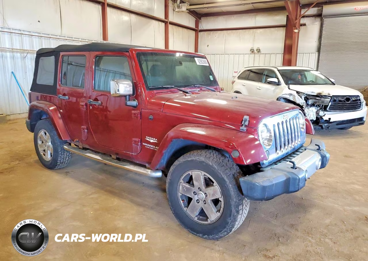 2010 Jeep Wrangler Unlimited Sahara VIN:1J4BA5H12AL114415 - 4
