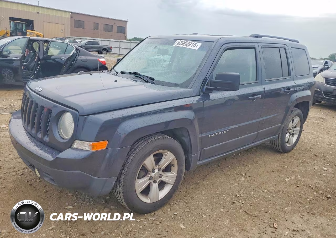 2015 Jeep Patriot Latitude – zdjęcie 1 z 13