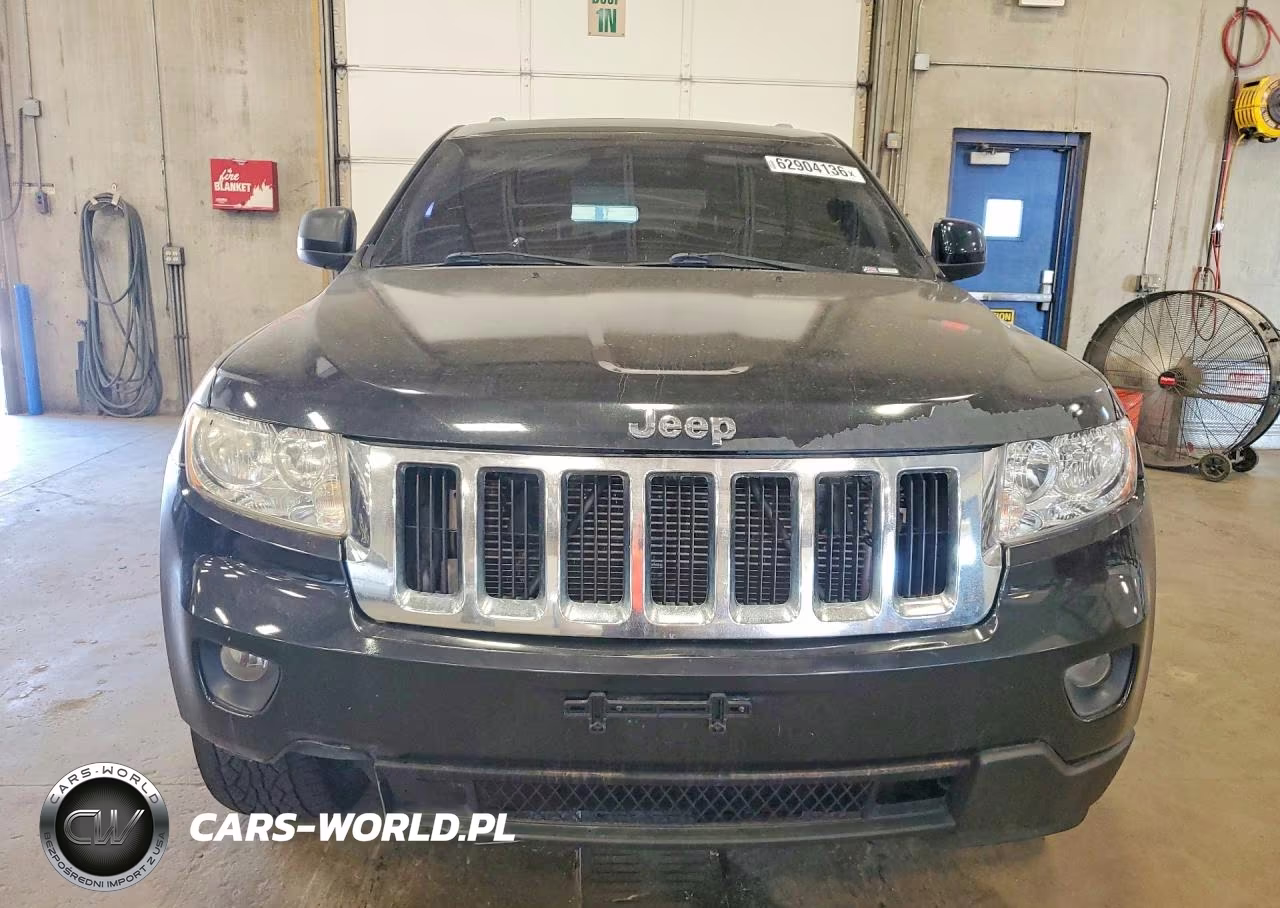2012 Jeep Grand Cherokee Laredo VIN:1C4RJFAG0CC232037 - 5