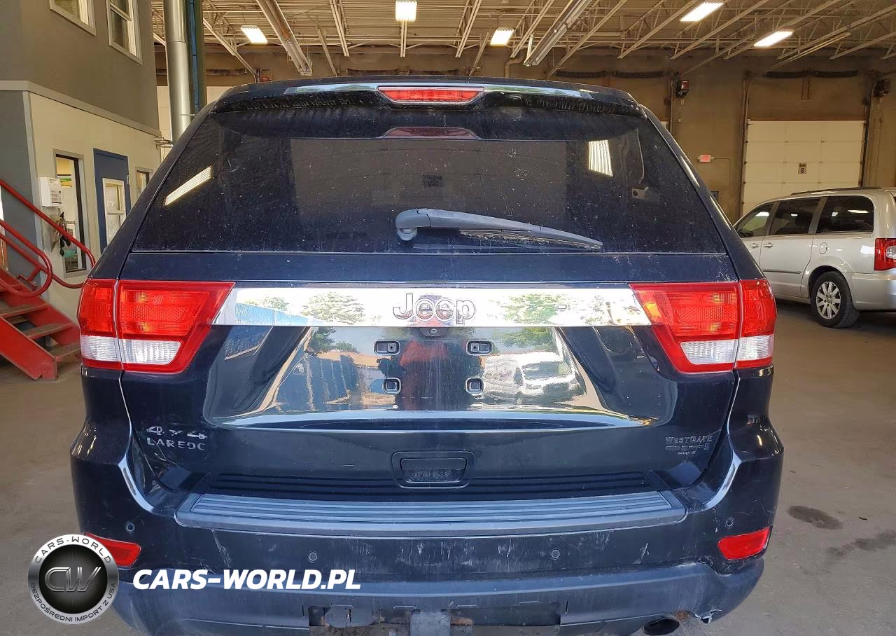 2012 Jeep Grand Cherokee Laredo VIN:1C4RJFAG0CC232037 - 6