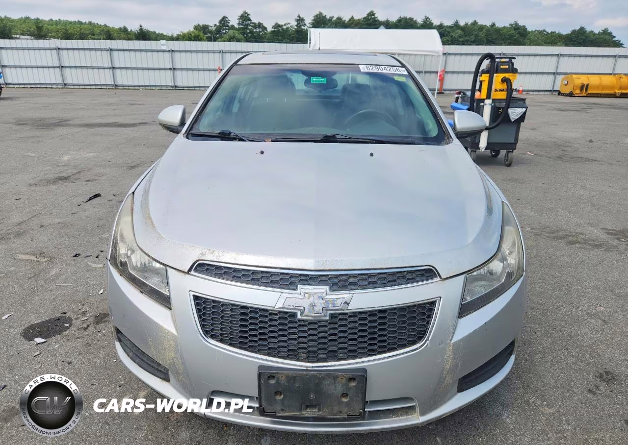 2012 Chevrolet Cruze Lt VIN:1G1PG5SC7C7357310 - 5
