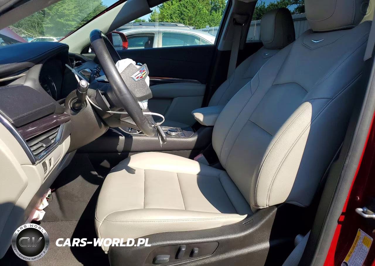 2019 Cadillac Xt4 Luxury VIN:1GYAZAR46KF147827 - 7