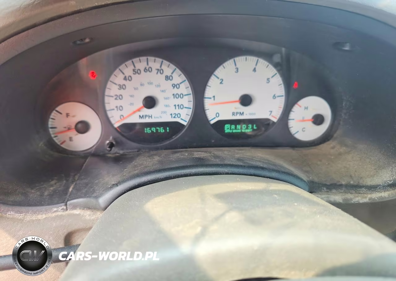 2005 Dodge Caravan Sxt VIN:1D4GP45R75B182366 - 9