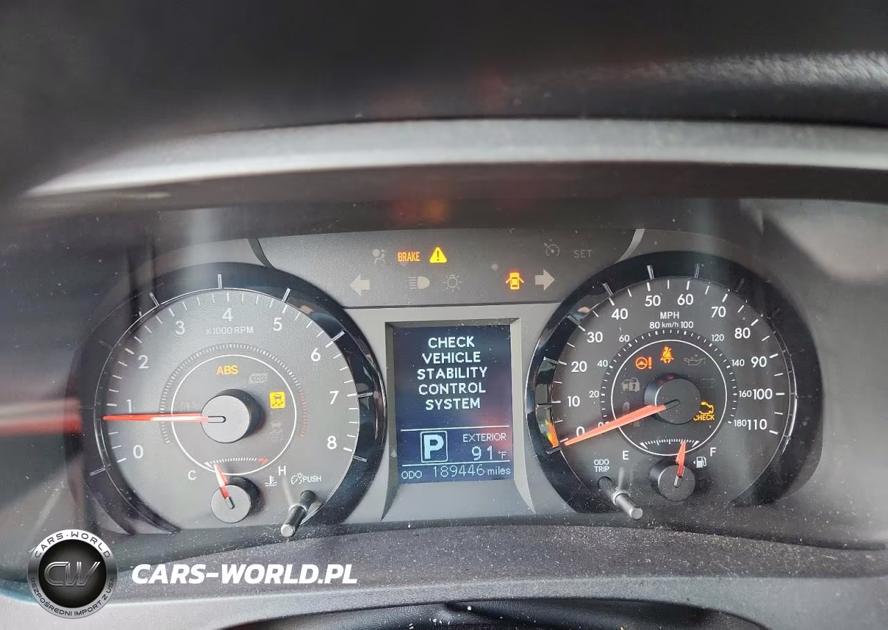 2016 Toyota Sienna Le VIN:5TDKK3DC0GS714100 - 9