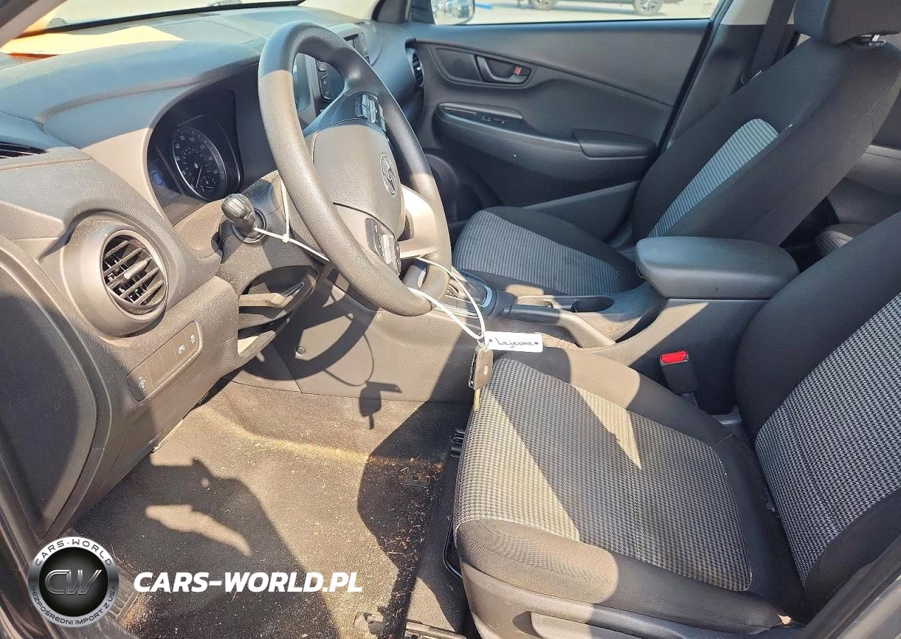 2019 Hyundai Kona Se VIN:KM8K12AA6KU265800 - 7