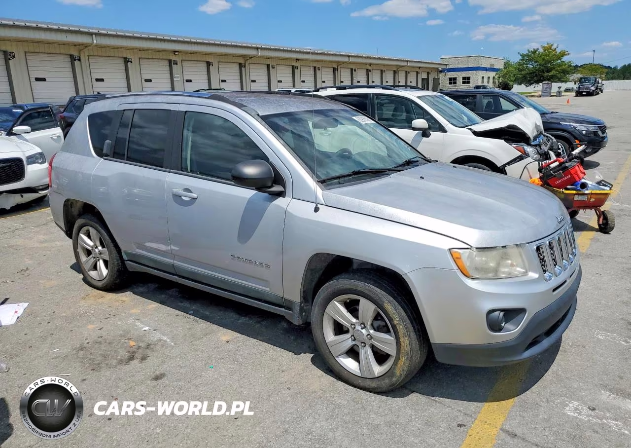 2011 Jeep Compass Sport VIN:1J4NF1FB8BD219037 - 4