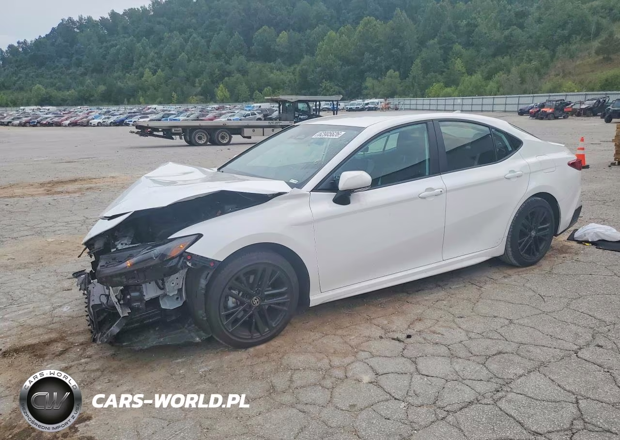 2025 Toyota Camry Se – zdjęcie 1 z 12