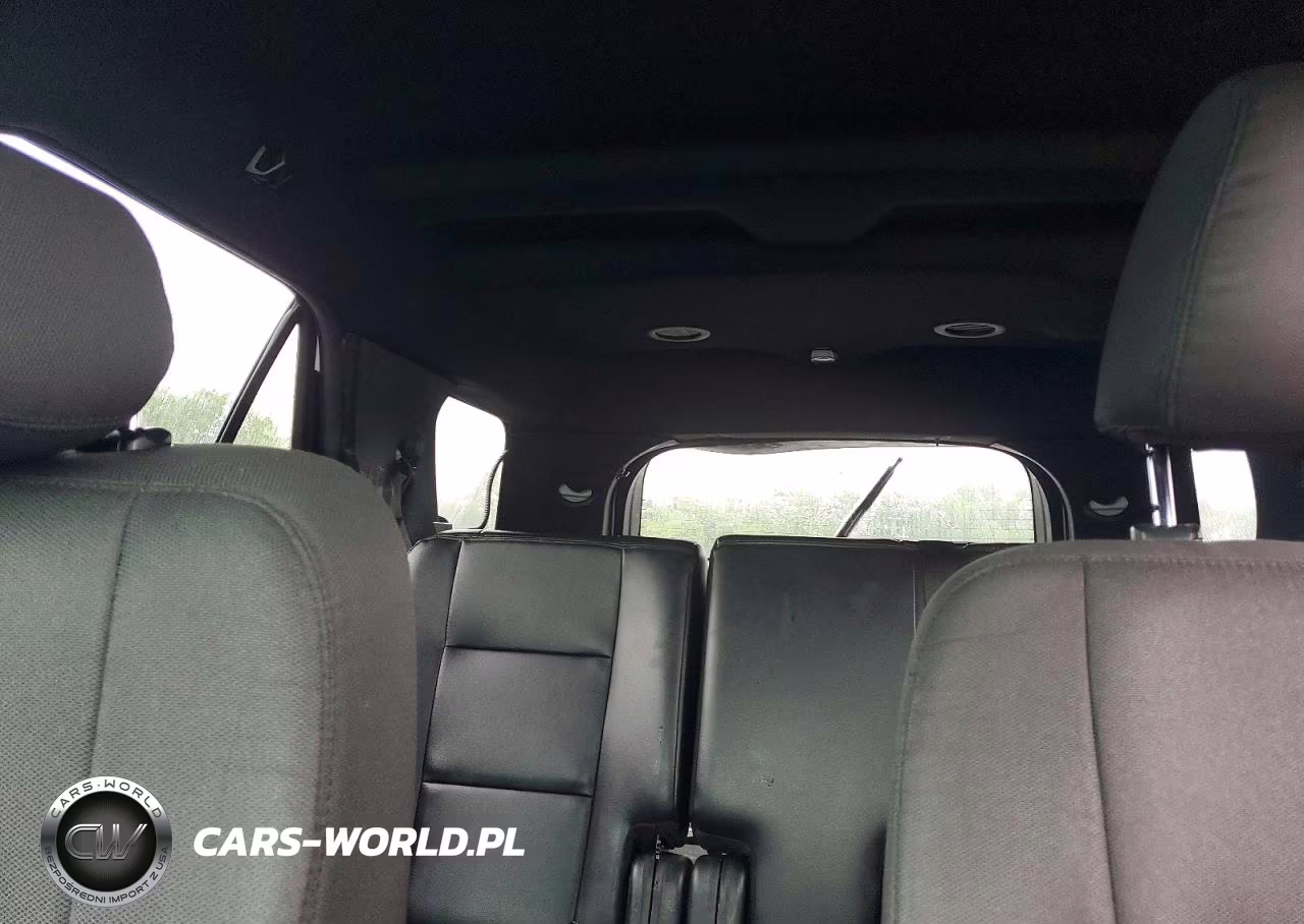 2019 Ford Explorer Active VIN:1FM5K8AR4KGB22927 - 10