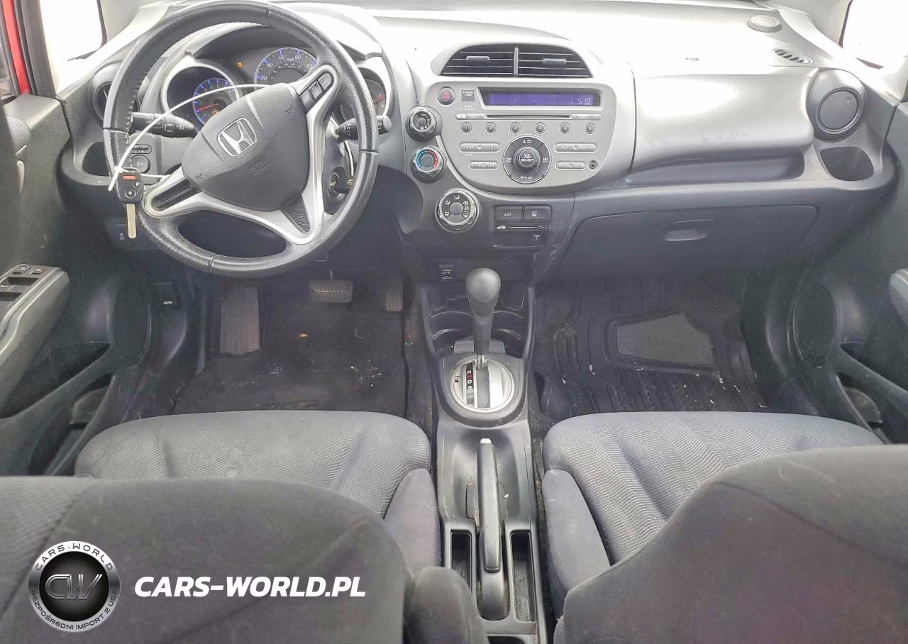 2011 Honda Fit Sport VIN:JHMGE8H59BC026644 - 10