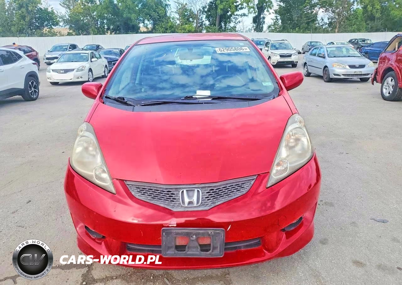 2011 Honda Fit Sport VIN:JHMGE8H59BC026644 - 5