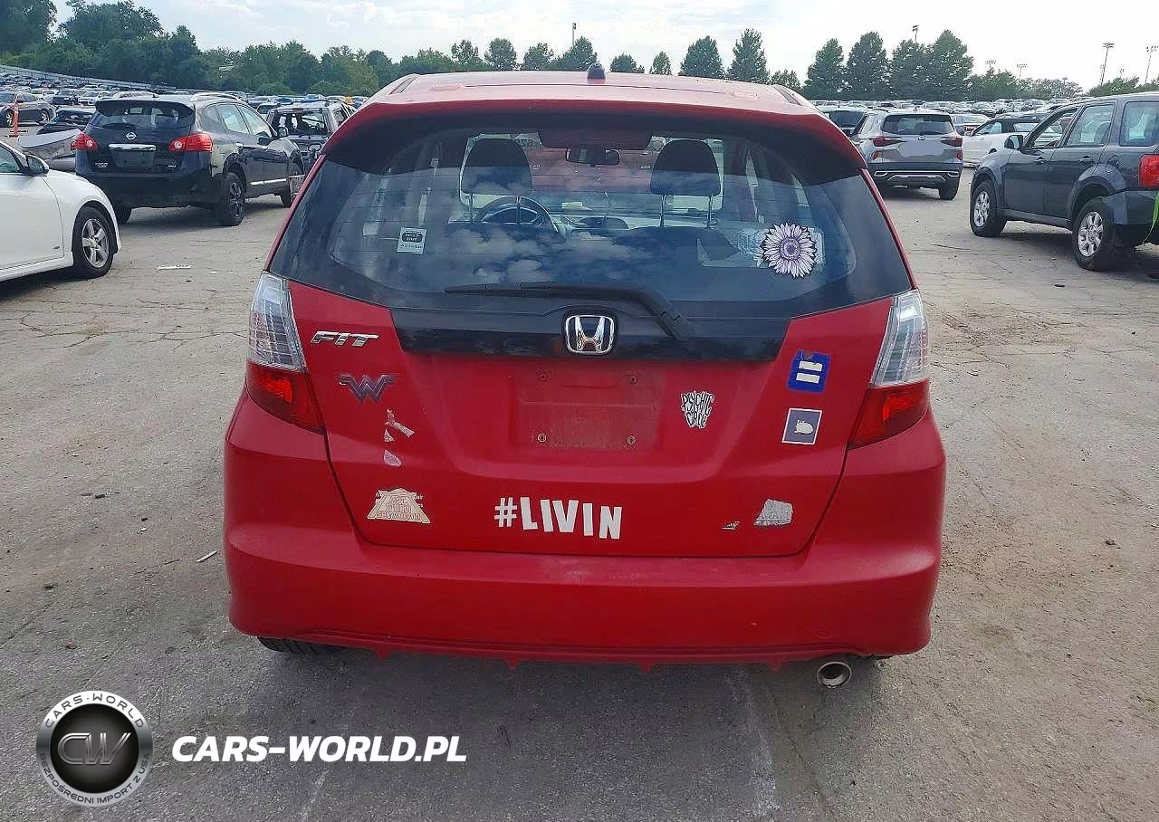 2011 Honda Fit Sport VIN:JHMGE8H59BC026644 - 7