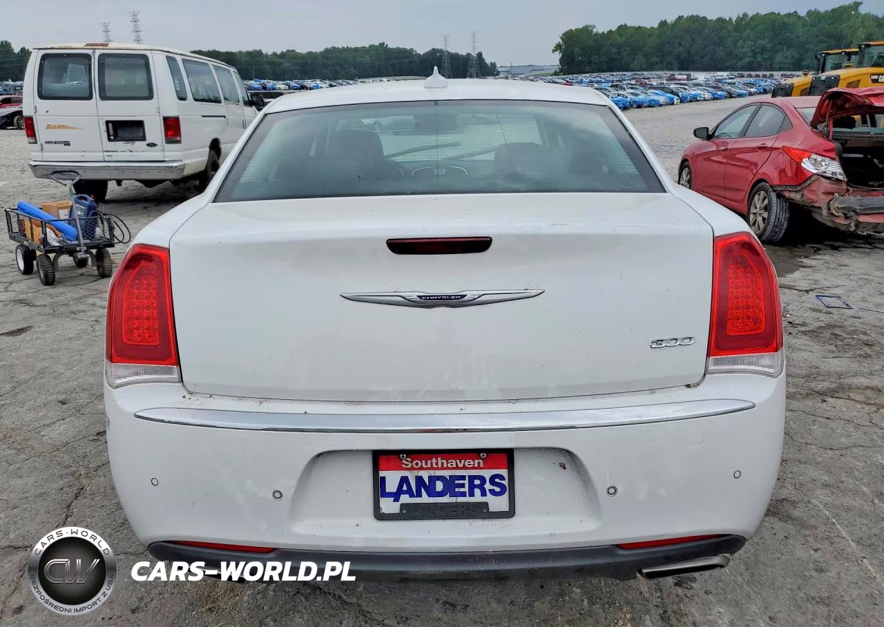 2019 Chrysler 300 Limited VIN:2C3CCAEG7KH722584 - 6