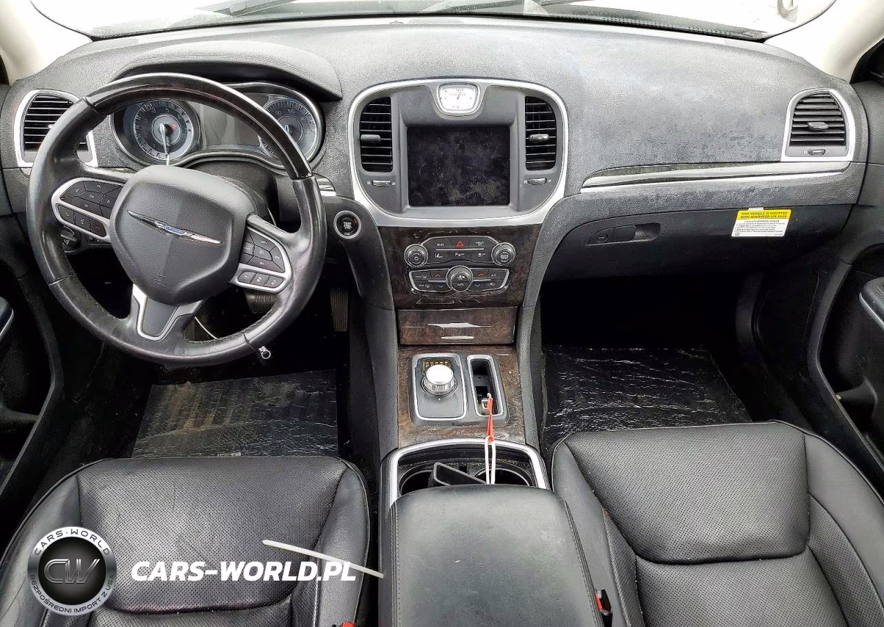 2019 Chrysler 300 Limited VIN:2C3CCAEG7KH722584 - 8