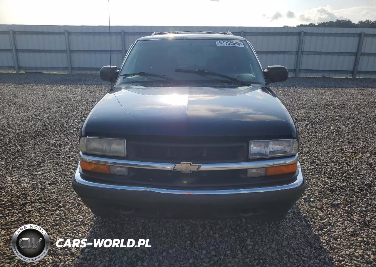 2000 Chevrolet Blazer VIN:1GNDT13W8Y2334220 - 5